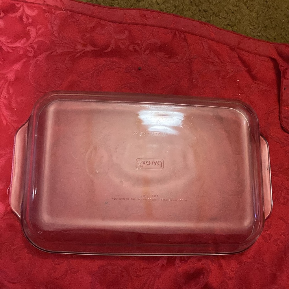 Pyrex rectangular baking dish - Picture 2 of 3